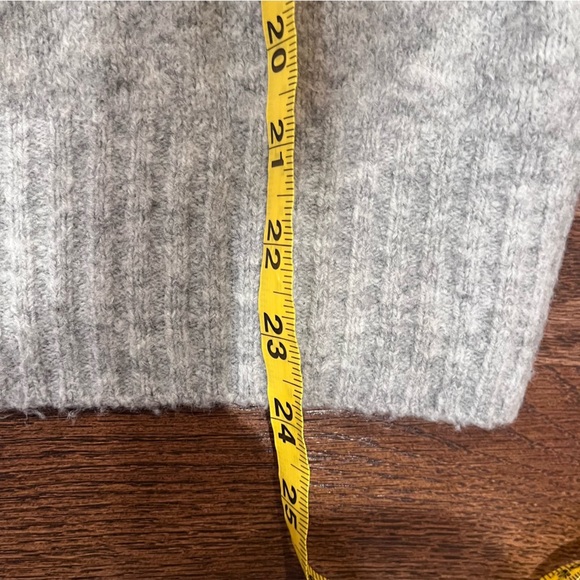 h&m gray fuzzy off shoulder fold over sweater cozy minimalist cottagecore winter - Picture 6 of 7